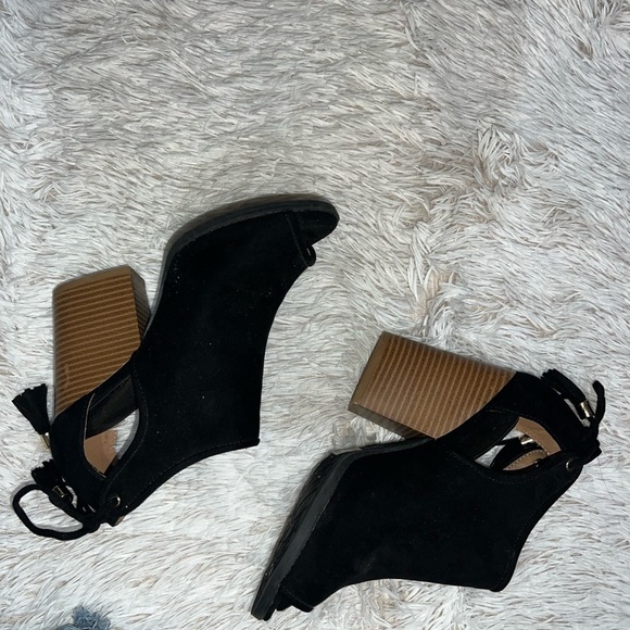 Qupid Black Peep-Toe Block Heels Size U.S 5.5 - Picture 6 of 6